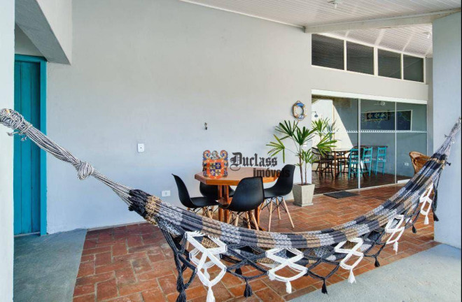 Imagem Casa com 3 Quartos à Venda, 210 m² em Itaguá - Ubatuba
