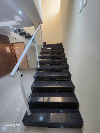 Imagem Casa com 3 Quartos à Venda, 140 m² em Residencial Estoril - Taubaté Imagem Casa com 3 Quartos à Venda, 140 m² em Residencial Estoril - Taubaté