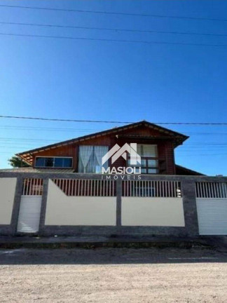 Casa com 5 Quartos à Venda, 250 m² em Village Do Sol - Guarapari