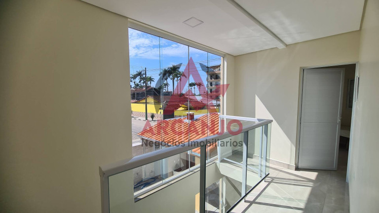 Imagem Sobrado com 3 Quartos à Venda, 300 m² em Silop - Ubatuba Imagem Sobrado com 3 Quartos à Venda, 300 m² em Silop - Ubatuba