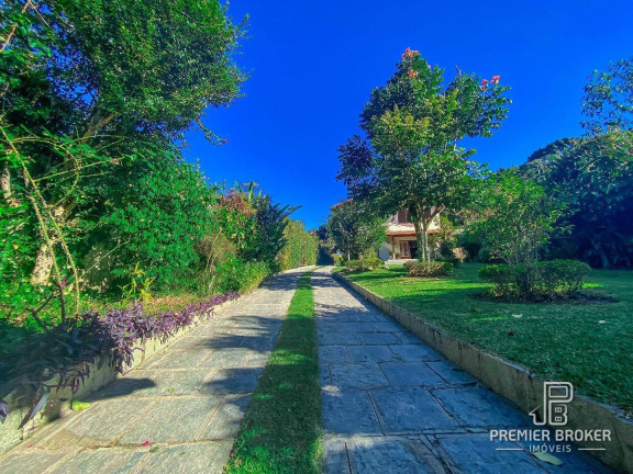 Imagem Casa com 3 Quartos à Venda, 271 m² em Bom Retiro - Teresópolis Imagem Casa com 3 Quartos à Venda, 271 m² em Bom Retiro - Teresópolis