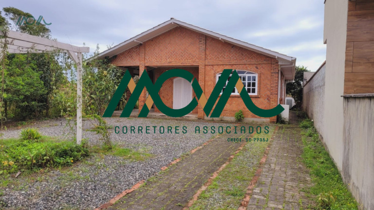 Imagem Casa com 3 Quartos à Venda, 118 m² em Brandalize - Itapoá