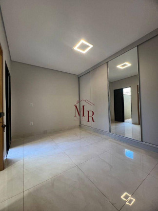 Imagem Casa com 3 Quartos à Venda, 222 m² em San Remo - Votuporanga