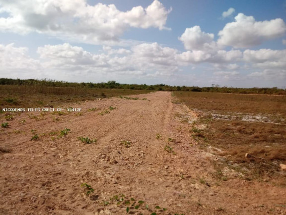 Terreno à Venda, 150 m² em Parque Potira - Caucaia