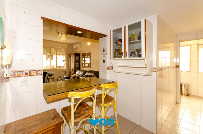 Imagem Imóvel com 2 Quartos à Venda, 72 m² em Santa Cecília - Porto Alegre Imagem Imóvel com 2 Quartos à Venda, 72 m² em Santa Cecília - Porto Alegre
