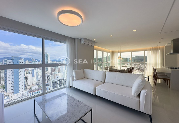 Imagem Apartamento com 3 Quartos à Venda, 140 m² em Centro - Balneário Camboriú Imagem Apartamento com 3 Quartos à Venda, 140 m² em Centro - Balneário Camboriú