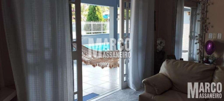 Imagem Casa com 3 Quartos à Venda, 450 m² em Pinheiros - Balneário Barra Do Sul