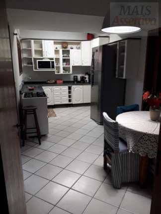 Imagem Sobrado com 3 Quartos à Venda, 305 m² em Cristo Rei - São Leopoldo Imagem Sobrado com 3 Quartos à Venda, 305 m² em Cristo Rei - São Leopoldo