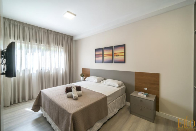 Imagem Apartamento com 4 Quartos à Venda, 151 m² em Centro - Bombinhas