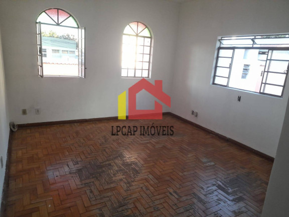 Imagem Casa com 3 Quartos à Venda, 400 m² em Floramar - Belo Horizonte