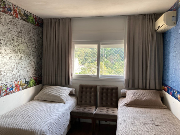 Imagem Casa com 5 Quartos à Venda,  em Boa Vista - Joinville