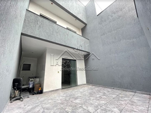 Imagem Sobrado com 3 Quartos à Venda, em Itaquera - São Paulo Imagem Sobrado com 3 Quartos à Venda, em Itaquera - São Paulo