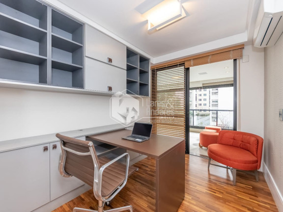 Imagem Apartamento com 4 Quartos à Venda, 184 m² em Moema - São Paulo