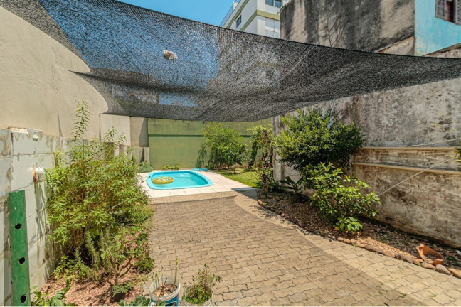 Imagem Casa com 3 Quartos à Venda, 177 m² em Menino Deus - Porto Alegre Imagem Casa com 3 Quartos à Venda, 177 m² em Menino Deus - Porto Alegre