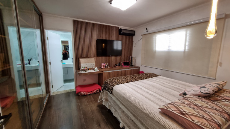 Imagem Casa com 4 Quartos à Venda, 450 m² em Jardim Do Lago - Atibaia Imagem Casa com 4 Quartos à Venda, 450 m² em Jardim Do Lago - Atibaia