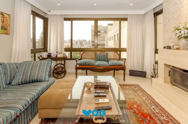 Imagem Imóvel com 3 Quartos à Venda, 136 m² em Petrópolis - Porto Alegre Imagem Imóvel com 3 Quartos à Venda, 136 m² em Petrópolis - Porto Alegre