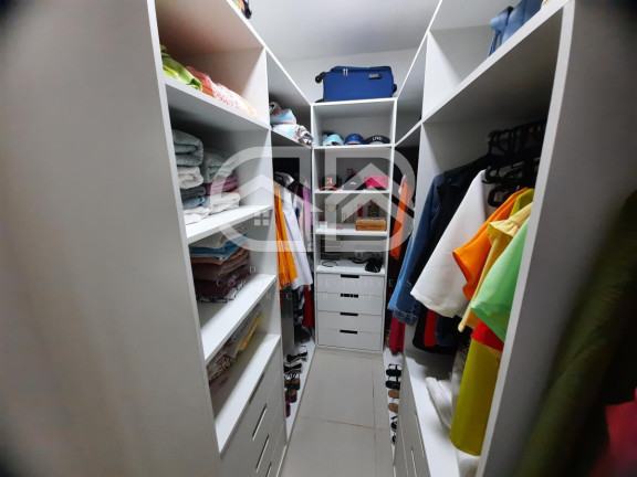 Imagem Casa com 4 Quartos à Venda, 292 m² em Sapiranga - Fortaleza
