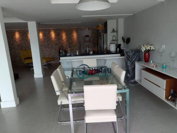 Imagem Casa com 3 Quartos à Venda, 205 m² em Maralegre - Niterói Imagem Casa com 3 Quartos à Venda, 205 m² em Maralegre - Niterói