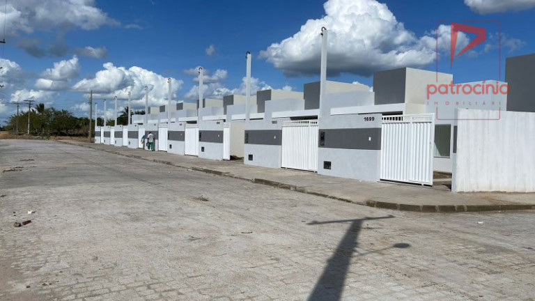 Imagem Casa com 2 Quartos à Venda, 61 m² em Conceição - Feira De Santana