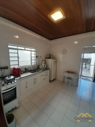 Imagem Casa com 1 Quarto à Venda, 93 m² em Vila Arens - Jundiaí Imagem Casa com 1 Quarto à Venda, 93 m² em Vila Arens - Jundiaí