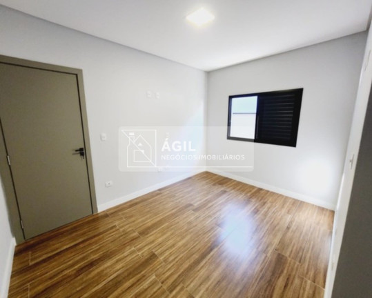 Imagem Casa com 3 Quartos à Venda, 300 m² em Condomínio Terras Do Vale - Caçapava Imagem Casa com 3 Quartos à Venda, 300 m² em Condomínio Terras Do Vale - Caçapava