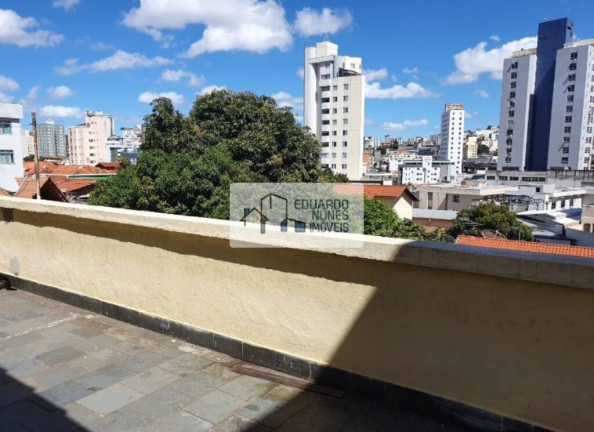 Imagem Casa com 4 Quartos à Venda, 313 m² em Sagrada Família - Belo Horizonte Imagem Casa com 4 Quartos à Venda, 313 m² em Sagrada Família - Belo Horizonte