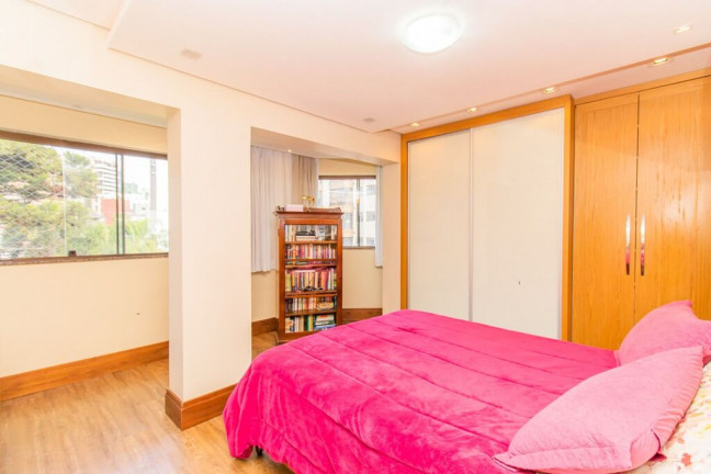 Imagem Apartamento com 2 Quartos à Venda, 97 m² em Petrópolis - Porto Alegre