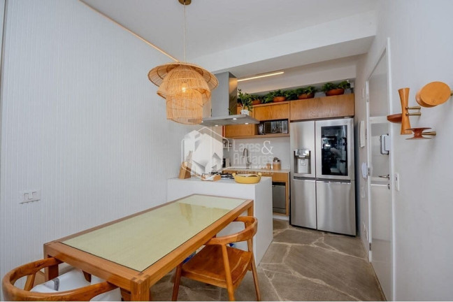 Imagem Apartamento com 2 Quartos à Venda, 105 m² em Vila Madalena - São Paulo