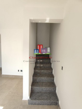 Imagem Sobrado com 2 Quartos à Venda, 67 m² em Vila Jacuí - São Paulo