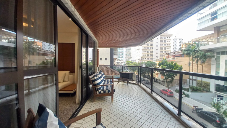 Imagem Apartamento com 3 Quartos para Alugar, 189 m² em Gonzaga - Santos