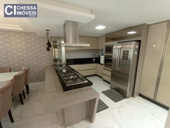 Imagem Casa com 6 Quartos à Venda, 377 m² em Fazenda - Itajaí