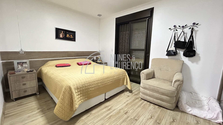 Imagem Apartamento com 3 Quartos à Venda, 246 m² em Gonzaga - Santos Imagem Apartamento com 3 Quartos à Venda, 246 m² em Gonzaga - Santos