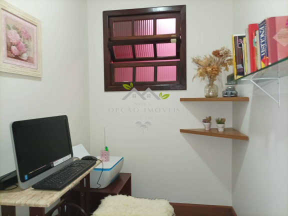 Imagem Casa com 3 Quartos à Venda, 252 m² em Vila Isabela - Campos Do Jordão