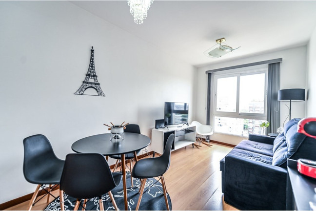 Imagem Apartamento com 1 Quarto à Venda, 49 m² em Centro Histórico - Porto Alegre Imagem Apartamento com 1 Quarto à Venda, 49 m² em Centro Histórico - Porto Alegre