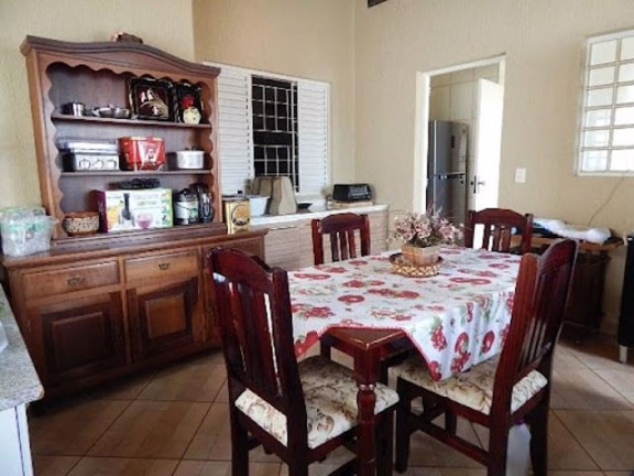 Imagem Casa com 3 Quartos à Venda, 222 m² em Jardim Dos Pinheiros - Atibaia Imagem Casa com 3 Quartos à Venda, 222 m² em Jardim Dos Pinheiros - Atibaia