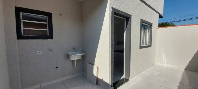 Imagem Sobrado com 2 Quartos à Venda, 90 m² em Mongaguá Imagem Sobrado com 2 Quartos à Venda, 90 m² em Mongaguá