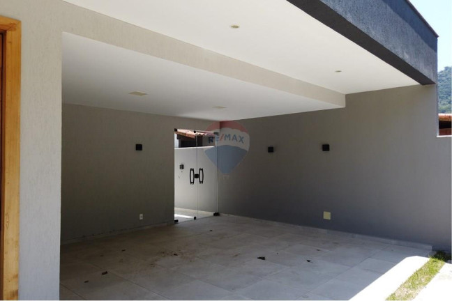 Imagem Casa de Condomínio com 5 Quartos à Venda, 192 m² em Itaocaia Valley Gleba I - Maricá