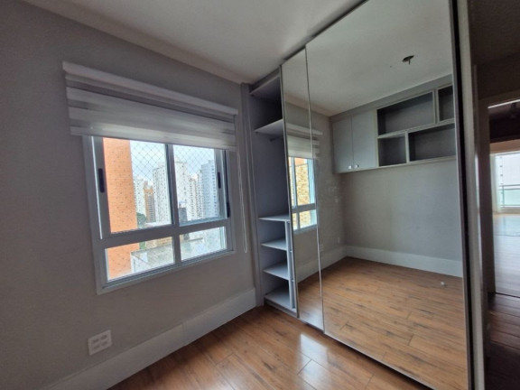 Imagem Cobertura com 4 Quartos à Venda ou Locação, 250 m² em Moema - São Paulo