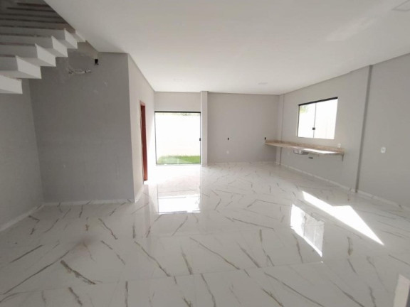 Imagem Casa com 3 Quartos à Venda, 132 m² em Parque 10 De Novembro - Manaus