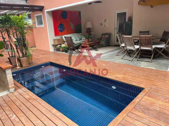 Imagem Sobrado com 5 Quartos à Venda, 331 m² em Baleia - São Sebastião Imagem Sobrado com 5 Quartos à Venda, 331 m² em Baleia - São Sebastião