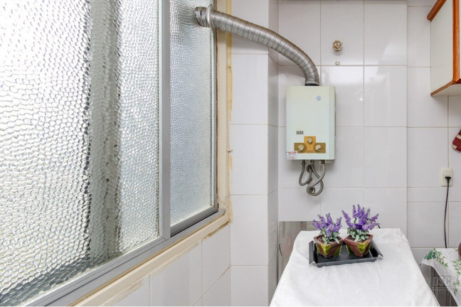 Imagem Apartamento com 3 Quartos à Venda, 79 m² em Cristal - Porto Alegre Imagem Apartamento com 3 Quartos à Venda, 79 m² em Cristal - Porto Alegre