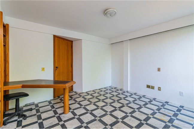 Imagem Sala Comercial à Venda,  em Petrópolis - Porto Alegre