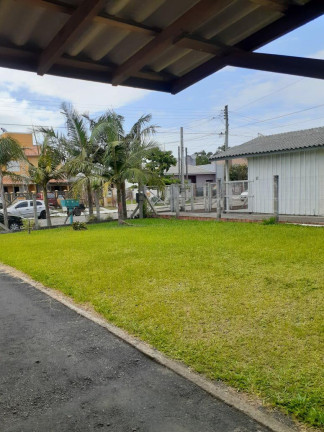 Imagem Sobrado com 4 Quartos à Venda, 120 m² em Capão Novo - Capao Da Canoa