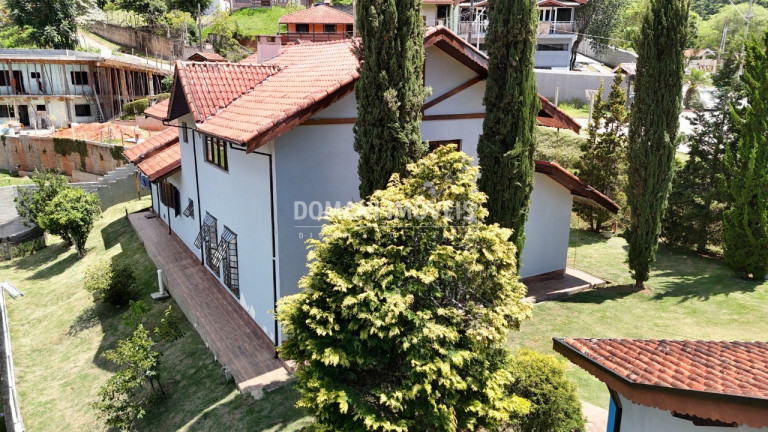 Casa com 3 Quartos à Venda, 393 m² em Região De Santo Antônio Do Pinhal - Santo Antônio Do Pinhal