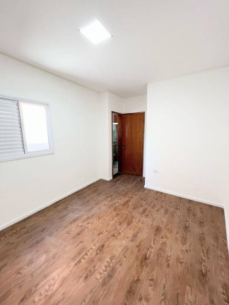 Imagem Casa com 2 Quartos à Venda, 115 m² em São Bernardo Novo - Santo André Imagem Casa com 2 Quartos à Venda, 115 m² em São Bernardo Novo - Santo André