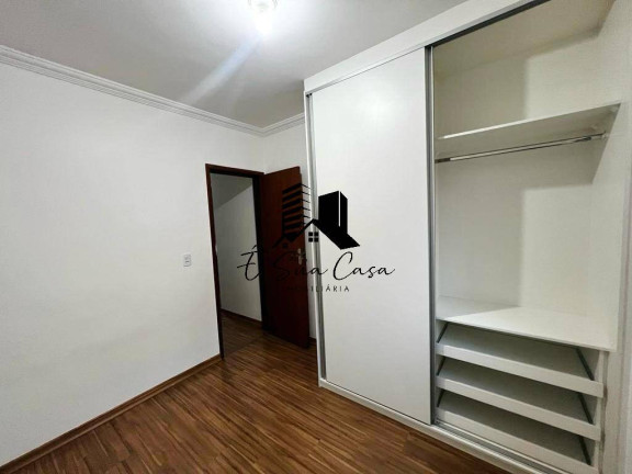 Imagem Casa com 3 Quartos à Venda, 130 m² em Cabral - Contagem Imagem Casa com 3 Quartos à Venda, 130 m² em Cabral - Contagem