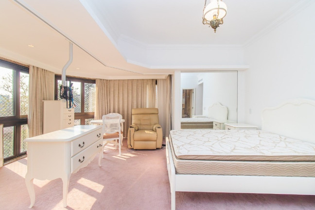 Imagem Apartamento com 3 Quartos à Venda, 309 m² em Auxiliadora - Porto Alegre Imagem Apartamento com 3 Quartos à Venda, 309 m² em Auxiliadora - Porto Alegre
