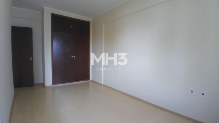 Imagem Imóvel com 2 Quartos à Venda, 94 m² em Cambuí - Campinas Imagem Imóvel com 2 Quartos à Venda, 94 m² em Cambuí - Campinas