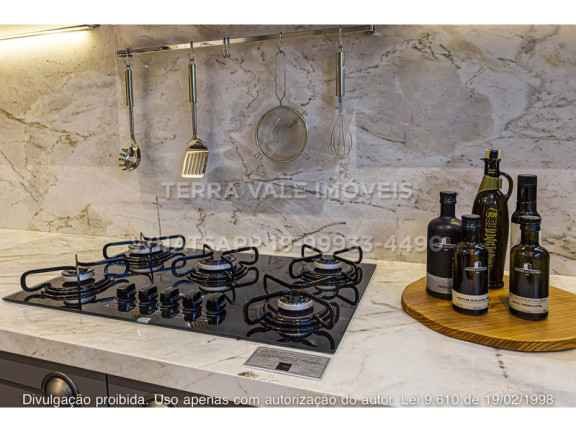 Foto do imóvel Apartamento com 3 Quartos à Venda, 180 m² em Cambuí - Campinas