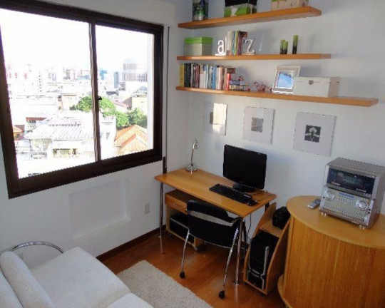 Imagem Apartamento com 3 Quartos à Venda, 90 m² em Cristo Redentor - Porto Alegre Imagem Apartamento com 3 Quartos à Venda, 90 m² em Cristo Redentor - Porto Alegre